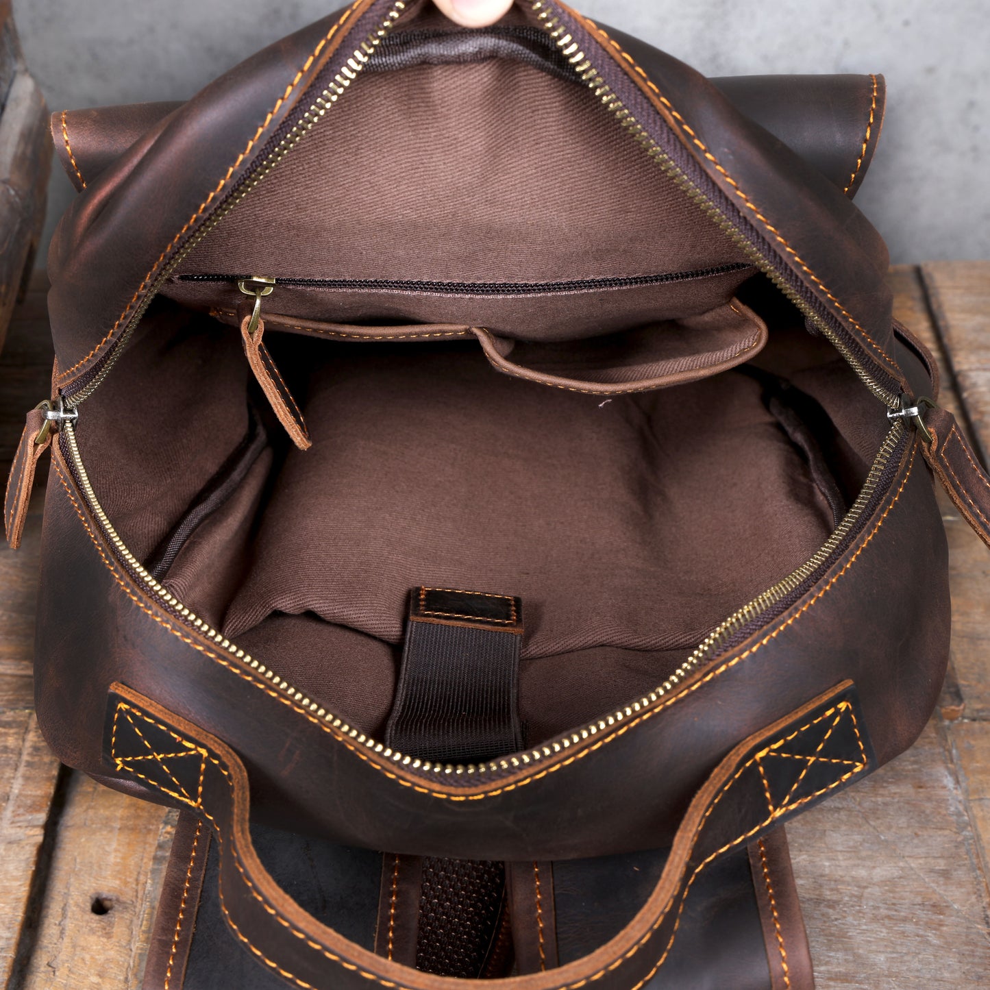 Men's Vintage Leather Backpack |  Full Grain Leather | Laptop Daypack