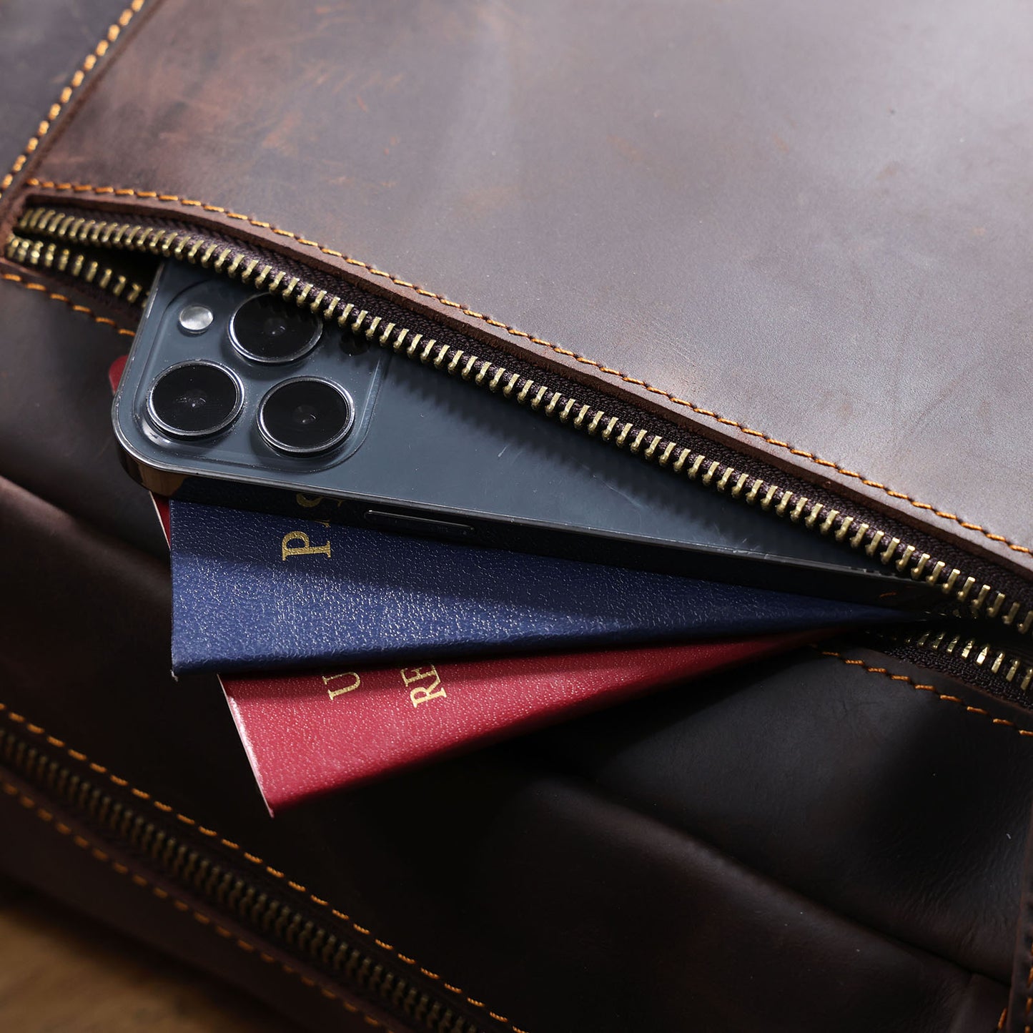 Men's Vintage Leather Backpack |  Full Grain Leather | Laptop Daypack